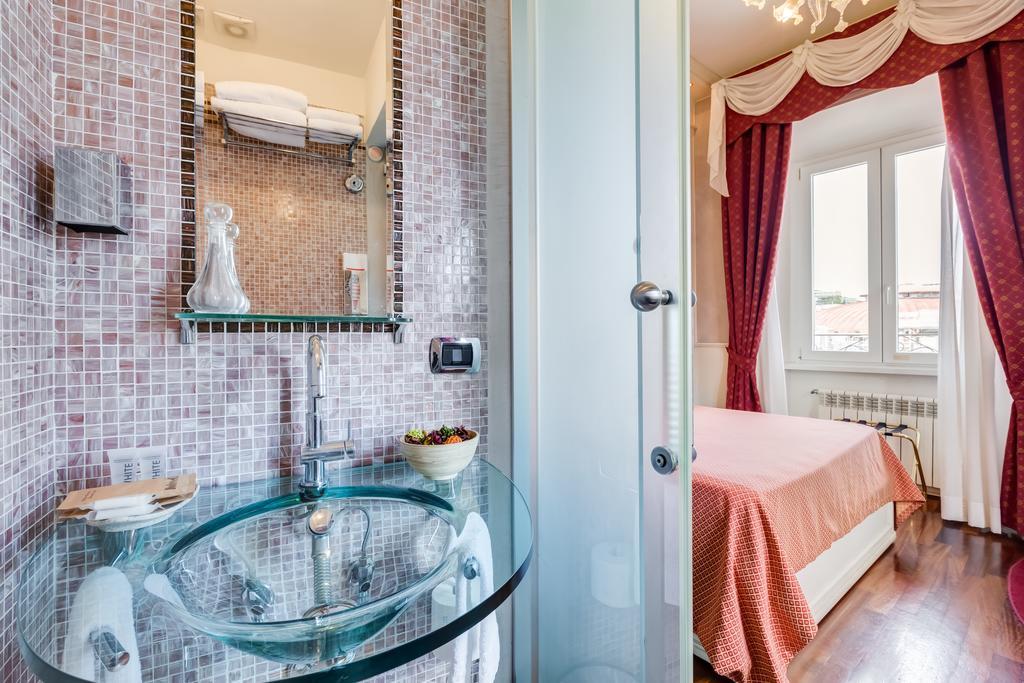 38 Viminale Street Hotel Rome Exterior photo